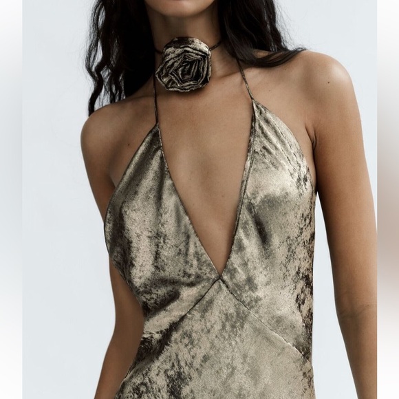 SOLD! ZARA Foil Dress w/Flower - Picture 4 of 12